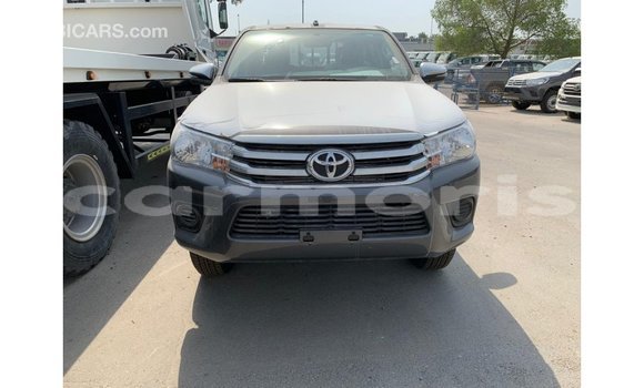 Acheter Import Voiture Toyota Hilux Autre à Import - Dubai, Îles Agalega Acheter Import Voiture Toyota Hilux Autre à Import - Dubai, Îles Agalega