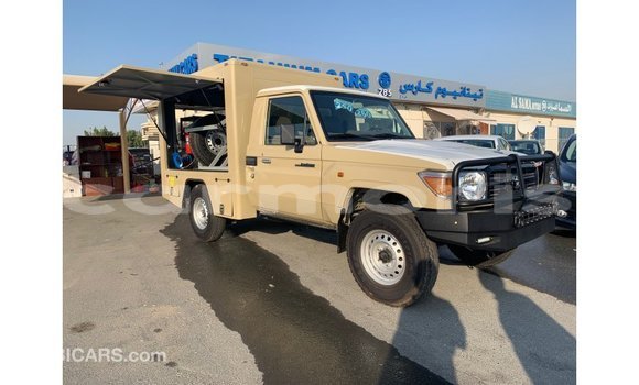 Buy Import Toyota Land Cruiser Beige Car in Import - Dubai in Agalega Islands Buy Import Toyota Land Cruiser Beige Car in Import - Dubai in Agalega Islands