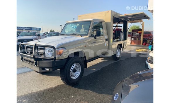 Buy Import Toyota Land Cruiser Beige Car in Import - Dubai in Agalega Islands Buy Import Toyota Land Cruiser Beige Car in Import - Dubai in Agalega Islands