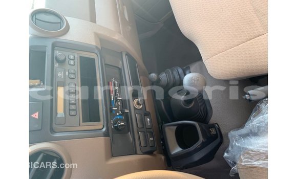 Buy Import Toyota Land Cruiser Beige Car in Import - Dubai in Agalega Islands Buy Import Toyota Land Cruiser Beige Car in Import - Dubai in Agalega Islands