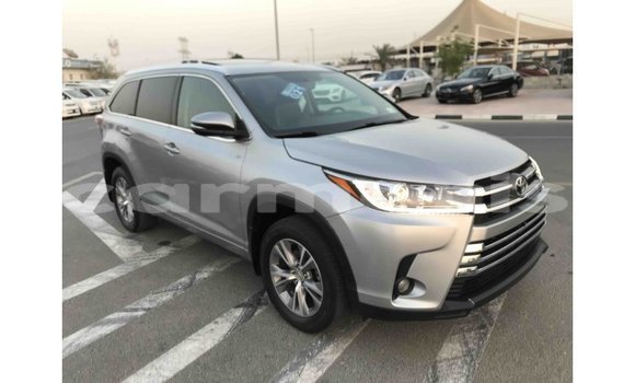Buy Import Toyota Highlander Other Car in Import - Dubai in Agalega Islands Buy Import Toyota Highlander Other Car in Import - Dubai in Agalega Islands