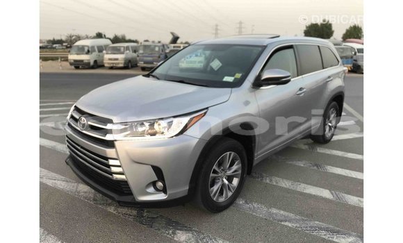 Buy Import Toyota Highlander Other Car in Import - Dubai in Agalega Islands Buy Import Toyota Highlander Other Car in Import - Dubai in Agalega Islands