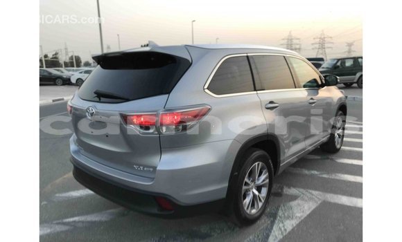 Buy Import Toyota Highlander Other Car in Import - Dubai in Agalega Islands Buy Import Toyota Highlander Other Car in Import - Dubai in Agalega Islands