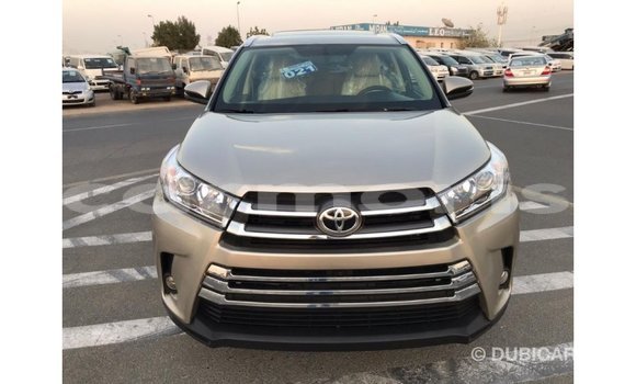 Buy Import Toyota Highlander Other Car in Import - Dubai in Agalega Islands Buy Import Toyota Highlander Other Car in Import - Dubai in Agalega Islands