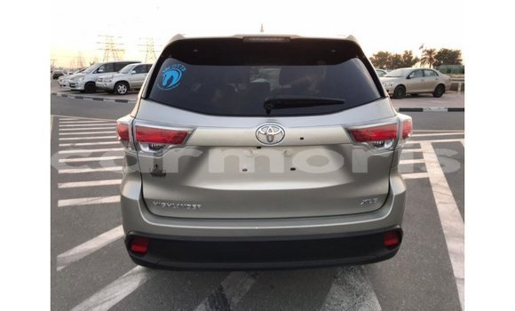 Buy Import Toyota Highlander Other Car in Import - Dubai in Agalega Islands Buy Import Toyota Highlander Other Car in Import - Dubai in Agalega Islands