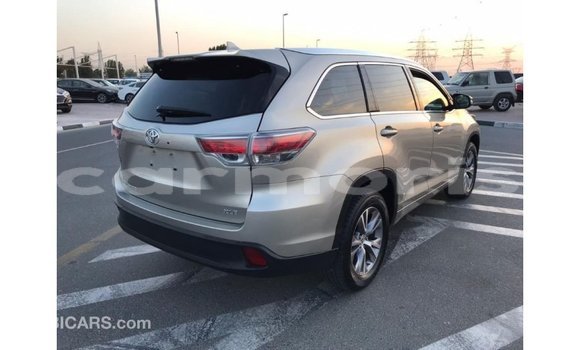 Buy Import Toyota Highlander Other Car in Import - Dubai in Agalega Islands Buy Import Toyota Highlander Other Car in Import - Dubai in Agalega Islands