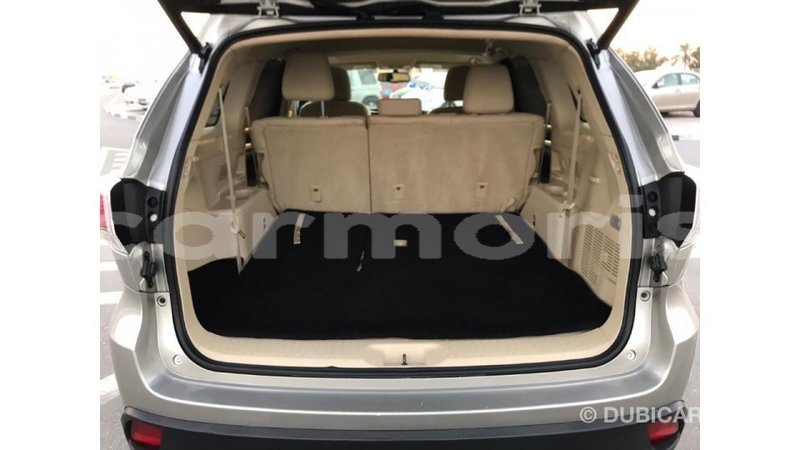 Big with watermark toyota highlander agalega islands import dubai 2529