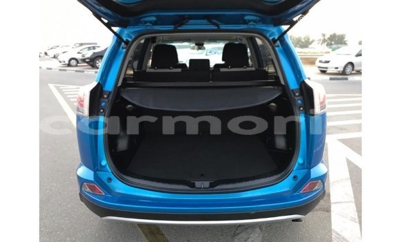 Buy Import Toyota HiAce Blue Truck in Import - Dubai in Agalega Islands Buy Import Toyota HiAce Blue Truck in Import - Dubai in Agalega Islands