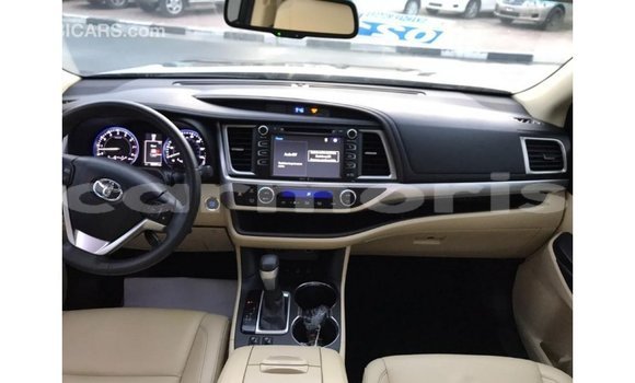 Buy Import Toyota Highlander Other Car in Import - Dubai in Agalega Islands Buy Import Toyota Highlander Other Car in Import - Dubai in Agalega Islands