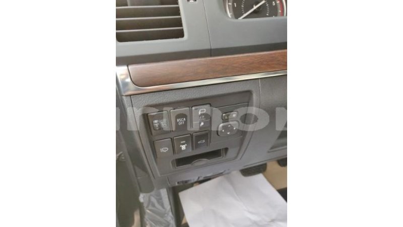 Big with watermark toyota land cruiser agalega islands import dubai 2537