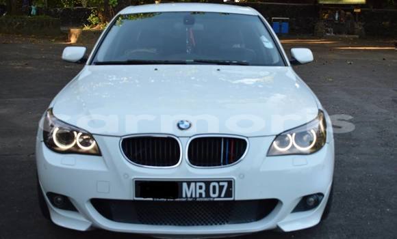 Acheter Occasion Voiture BMW 5–Series Blanc à Port Louis, Port Louis District Acheter Occasion Voiture BMW 5–Series Blanc à Port Louis, Port Louis District