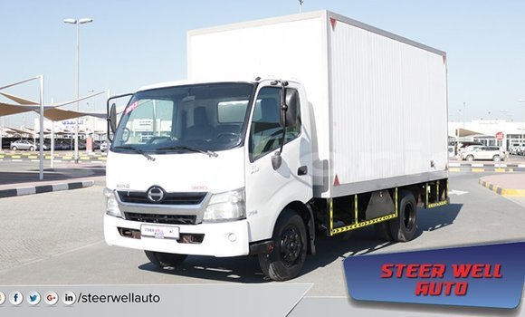 Buy Import Hino 300 Series White Truck in Import - Dubai in Agalega Islands