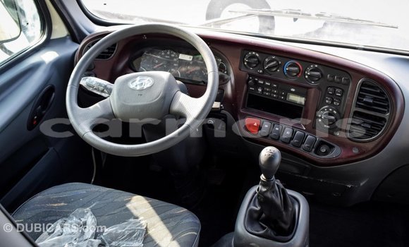 Buy Import Hyundai Accent Beige Car in Import - Dubai in Agalega Islands Buy Import Hyundai Accent Beige Car in Import - Dubai in Agalega Islands