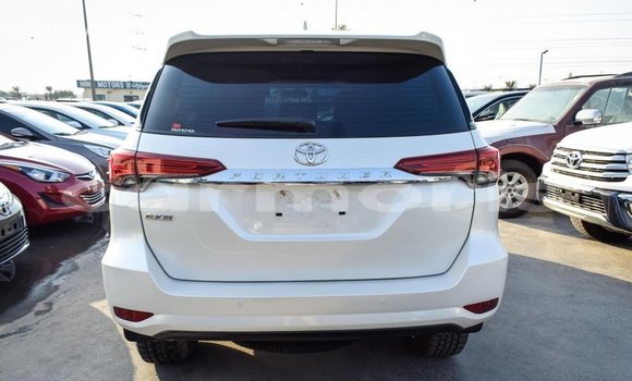 Buy Import Toyota Fortuner White Car in Import - Dubai in Agalega Islands Buy Import Toyota Fortuner White Car in Import - Dubai in Agalega Islands