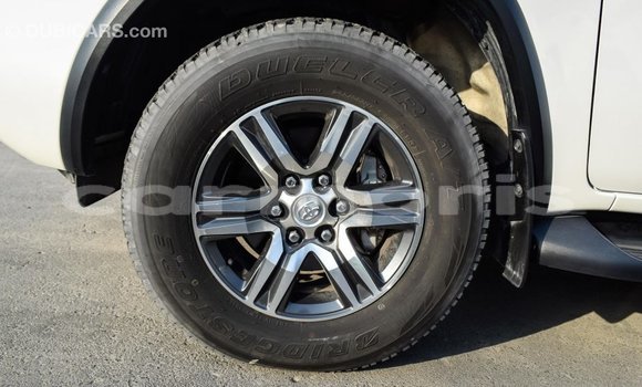 Buy Import Toyota Fortuner White Car in Import - Dubai in Agalega Islands Buy Import Toyota Fortuner White Car in Import - Dubai in Agalega Islands