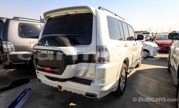 Buy Import Mitsubishi Pajero White Car in Import - Dubai in Agalega Islands Buy Import Mitsubishi Pajero White Car in Import - Dubai in Agalega Islands
