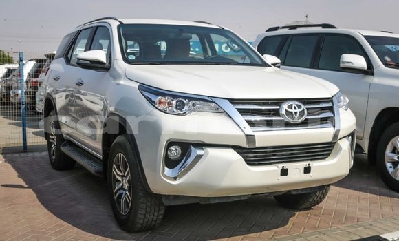 Buy Import Toyota Fortuner White Car in Import - Dubai in Agalega Islands Buy Import Toyota Fortuner White Car in Import - Dubai in Agalega Islands
