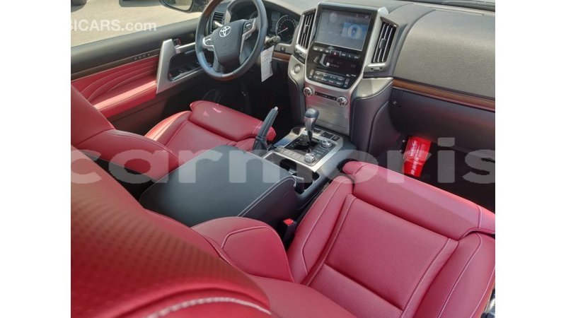 Big with watermark toyota land cruiser agalega islands import dubai 2629