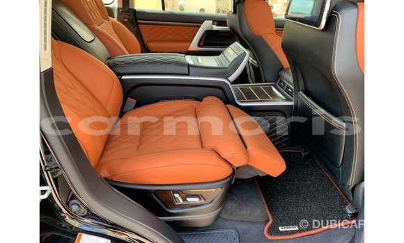 Acheter Import Voiture Toyota Land Cruiser Noir à Import - Dubai, Îles Agalega Acheter Import Voiture Toyota Land Cruiser Noir à Import - Dubai, Îles Agalega