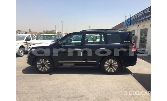 Acheter Import Voiture Toyota Land Cruiser Noir à Import - Dubai, Îles Agalega Acheter Import Voiture Toyota Land Cruiser Noir à Import - Dubai, Îles Agalega
