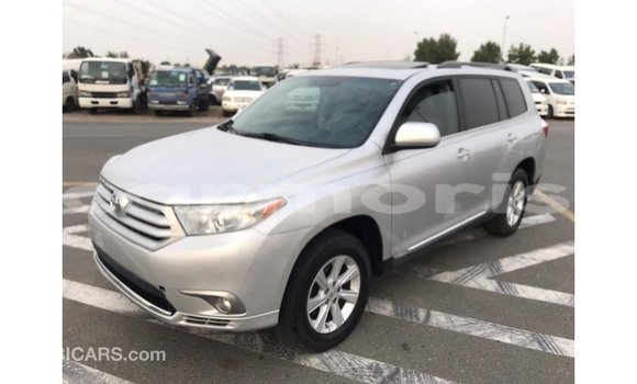 Buy Import Toyota Highlander Other Car in Import - Dubai in Agalega Islands Buy Import Toyota Highlander Other Car in Import - Dubai in Agalega Islands