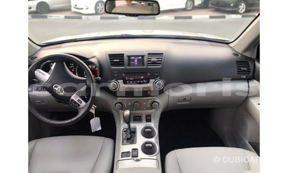 Buy Import Toyota Highlander Other Car in Import - Dubai in Agalega Islands Buy Import Toyota Highlander Other Car in Import - Dubai in Agalega Islands