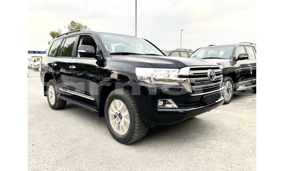 Acheter Import Voiture Toyota Land Cruiser Noir à Import - Dubai, Îles Agalega Acheter Import Voiture Toyota Land Cruiser Noir à Import - Dubai, Îles Agalega