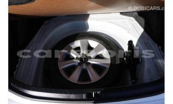 Buy Import Toyota Corolla White Car in Import - Dubai in Agalega Islands Buy Import Toyota Corolla White Car in Import - Dubai in Agalega Islands