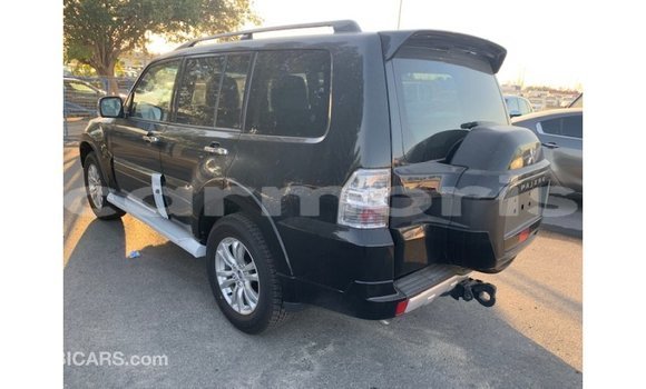 Buy Import Mitsubishi Pajero Black Car in Import - Dubai in Agalega Islands Buy Import Mitsubishi Pajero Black Car in Import - Dubai in Agalega Islands