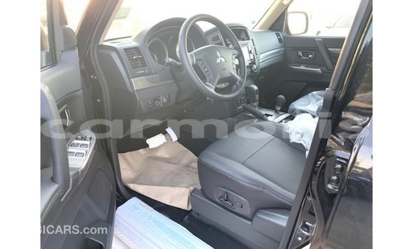 Buy Import Mitsubishi Pajero Black Car in Import - Dubai in Agalega Islands Buy Import Mitsubishi Pajero Black Car in Import - Dubai in Agalega Islands