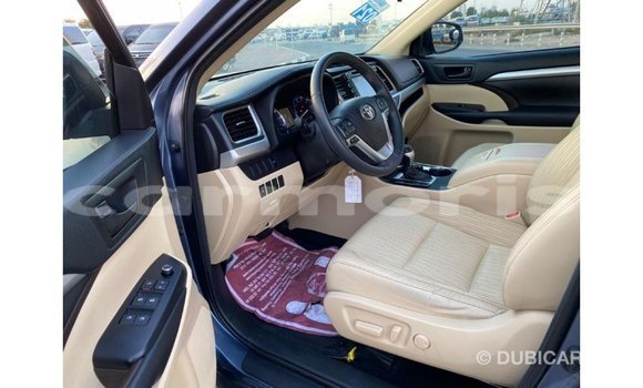Buy Import Toyota Highlander Blue Car in Import - Dubai in Agalega Islands Buy Import Toyota Highlander Blue Car in Import - Dubai in Agalega Islands