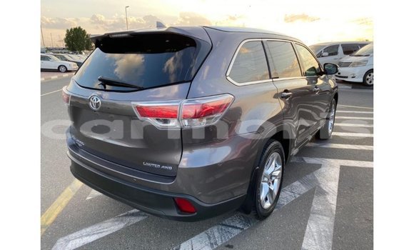 Buy Import Toyota Highlander Other Car in Import - Dubai in Agalega Islands Buy Import Toyota Highlander Other Car in Import - Dubai in Agalega Islands