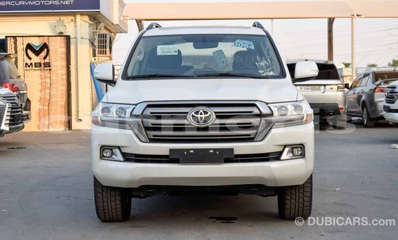 Acheter Import Voiture Toyota Land Cruiser Blanc à Import - Dubai, Îles Agalega Acheter Import Voiture Toyota Land Cruiser Blanc à Import - Dubai, Îles Agalega