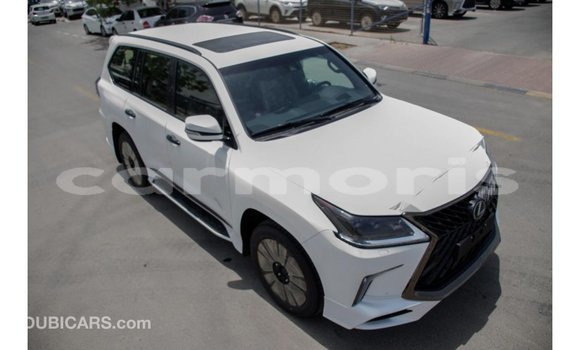 Acheter Import Voiture Lexus LX Blanc à Import - Dubai, Îles Agalega Acheter Import Voiture Lexus LX Blanc à Import - Dubai, Îles Agalega
