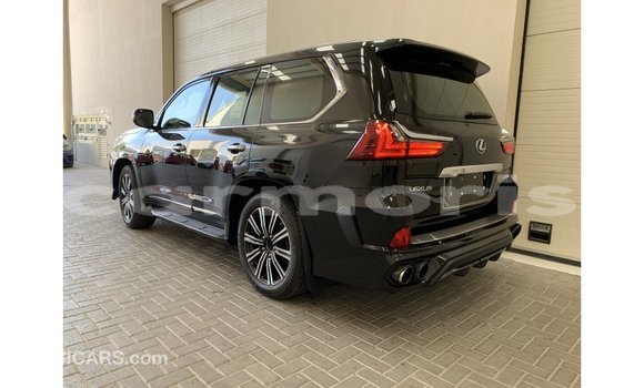 Acheter Import Voiture Lexus LX Noir à Import - Dubai, Îles Agalega Acheter Import Voiture Lexus LX Noir à Import - Dubai, Îles Agalega