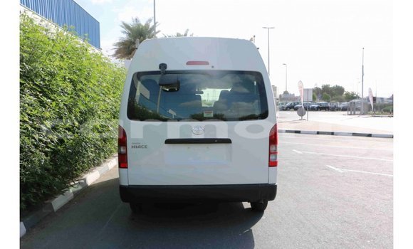 Buy Import Toyota Hiace White Car in Import - Dubai in Agalega Islands Buy Import Toyota Hiace White Car in Import - Dubai in Agalega Islands