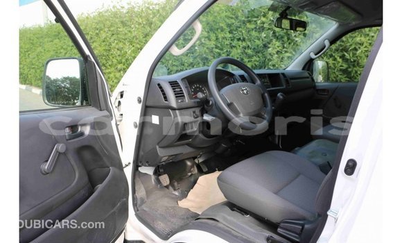Buy Import Toyota Hiace White Car in Import - Dubai in Agalega Islands Buy Import Toyota Hiace White Car in Import - Dubai in Agalega Islands