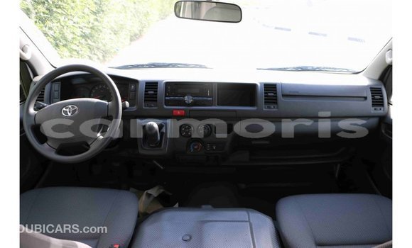 Buy Import Toyota Hiace White Car in Import - Dubai in Agalega Islands Buy Import Toyota Hiace White Car in Import - Dubai in Agalega Islands