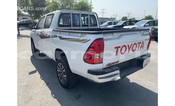 Buy Import Toyota Hilux White Car in Import - Dubai in Agalega Islands Buy Import Toyota Hilux White Car in Import - Dubai in Agalega Islands