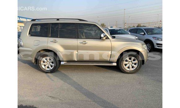 Buy Import Mitsubishi Pajero Other Car in Import - Dubai in Agalega Islands Buy Import Mitsubishi Pajero Other Car in Import - Dubai in Agalega Islands