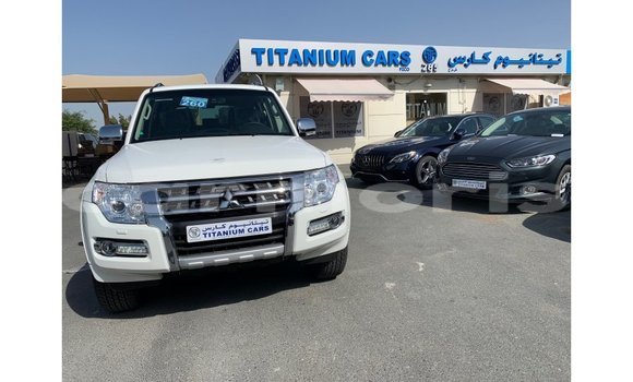 Buy Import Mitsubishi Pajero White Car in Import - Dubai in Agalega Islands Buy Import Mitsubishi Pajero White Car in Import - Dubai in Agalega Islands