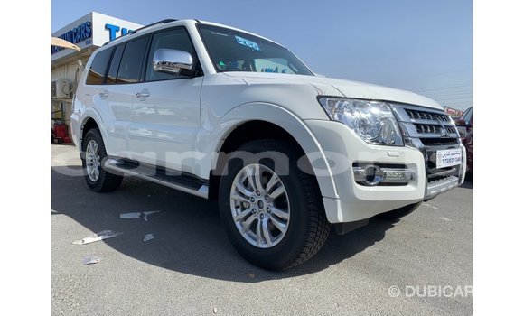 Buy Import Mitsubishi Pajero White Car in Import - Dubai in Agalega Islands Buy Import Mitsubishi Pajero White Car in Import - Dubai in Agalega Islands