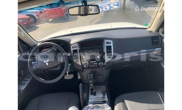Buy Import Mitsubishi Pajero White Car in Import - Dubai in Agalega Islands Buy Import Mitsubishi Pajero White Car in Import - Dubai in Agalega Islands