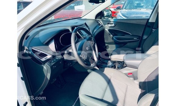 Buy Import Hyundai Santa Fe White Car in Import - Dubai in Agalega Islands Buy Import Hyundai Santa Fe White Car in Import - Dubai in Agalega Islands