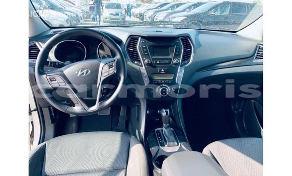 Buy Import Hyundai Santa Fe White Car in Import - Dubai in Agalega Islands Buy Import Hyundai Santa Fe White Car in Import - Dubai in Agalega Islands