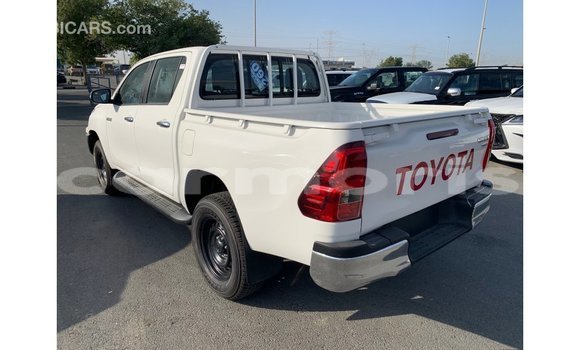 Buy Import Toyota Hilux White Car in Import - Dubai in Agalega Islands Buy Import Toyota Hilux White Car in Import - Dubai in Agalega Islands