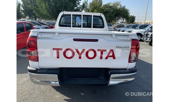 Buy Import Toyota Hilux White Car in Import - Dubai in Agalega Islands Buy Import Toyota Hilux White Car in Import - Dubai in Agalega Islands