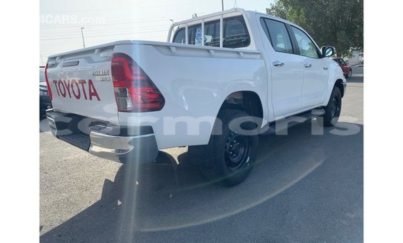 Buy Import Toyota Hilux White Car in Import - Dubai in Agalega Islands Buy Import Toyota Hilux White Car in Import - Dubai in Agalega Islands
