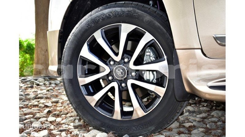 Big with watermark toyota land cruiser agalega islands import dubai 2789