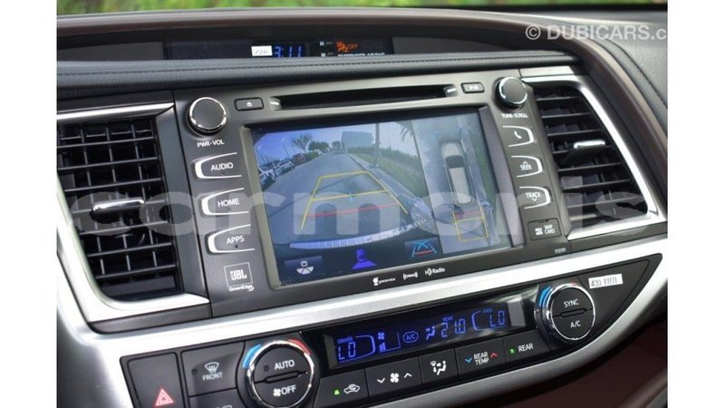 Big with watermark toyota highlander agalega islands import dubai 2796